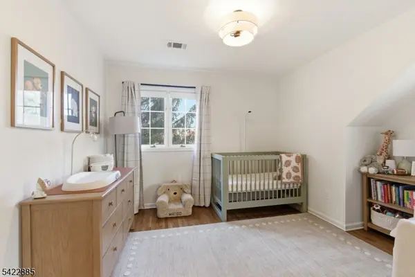 60 Tanager Ct, Wayne Twp., NJ 07470