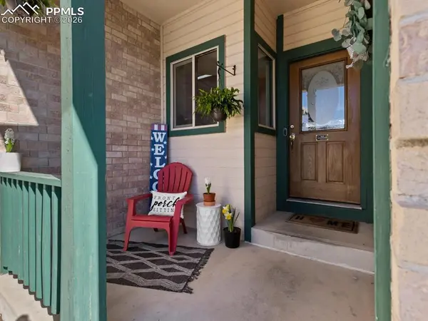 1336 Coolcrest DR, Colorado Springs, CO 80906