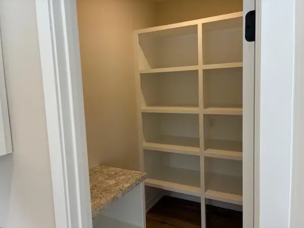 6458 Estate DR SW, Byron Twp, MI 49315