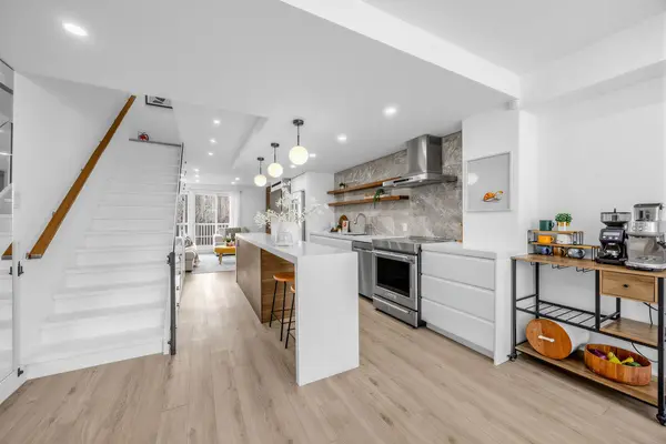 39 Tecumseth ST #47, Toronto C01, ON M5V 2X6