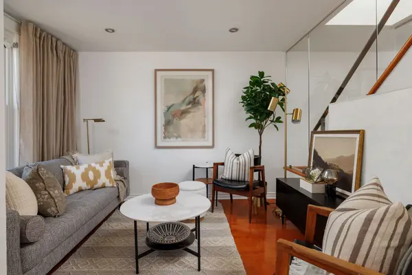 158 Galt AVE N, Toronto E01, ON M4M 2Z3