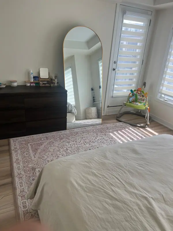 1695 DERSAN ST S #907, Pickering, ON L1X 0S9