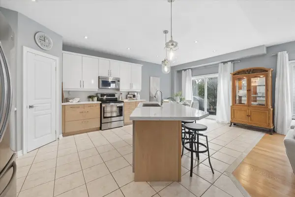 1329 Coldstream DR, Oshawa, ON L1K 0B5