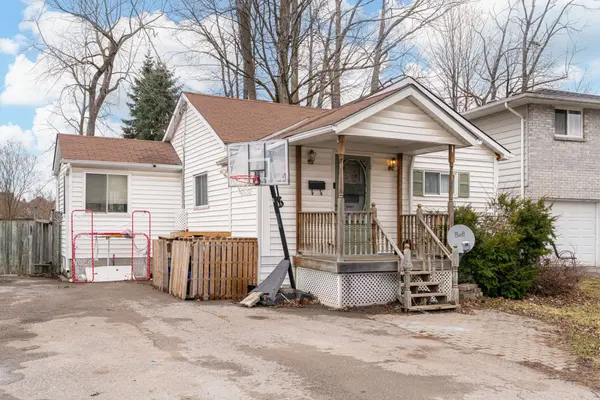 20 Riveredge DR, Georgina, ON L4P 2N9