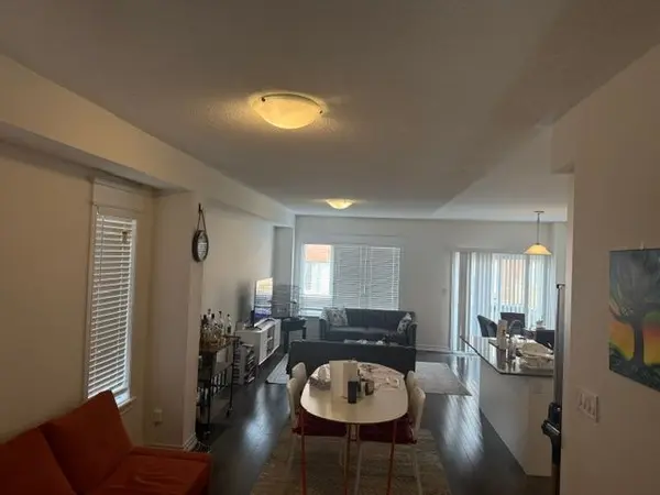 7 Twinflower LN, Richmond Hill, ON L4E 1E7