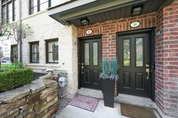 16 Agar LN, Vaughan, ON L4L 0C5