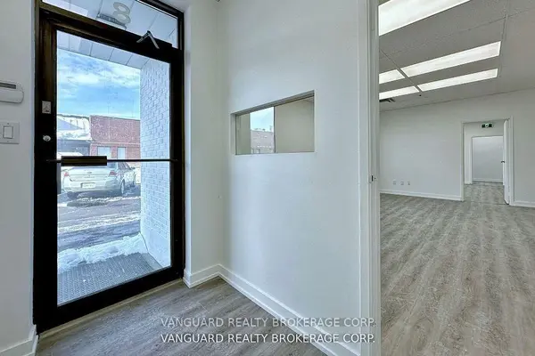 132 Jardin DR #8-9, Vaughan, ON L4K 1X9