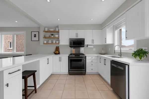 64A Bird ST, Barrie, ON L4N 0X3