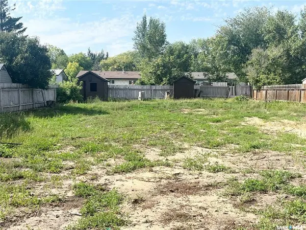 2121 95th STREET, North Battleford, SK S9A 3G2