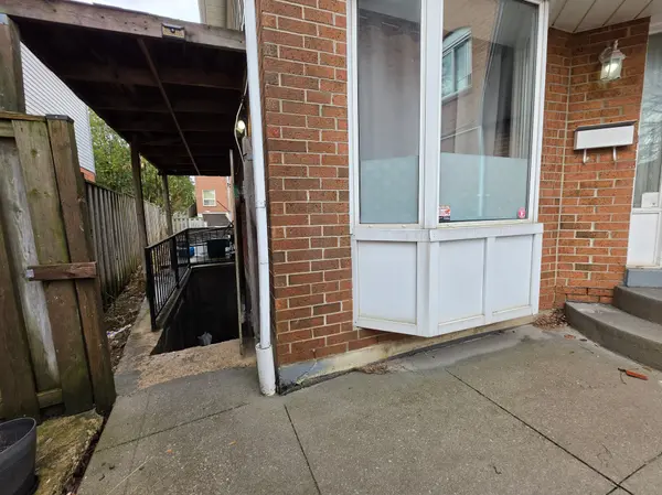 377 Mill ST S, Brampton, ON L6Y 3H6