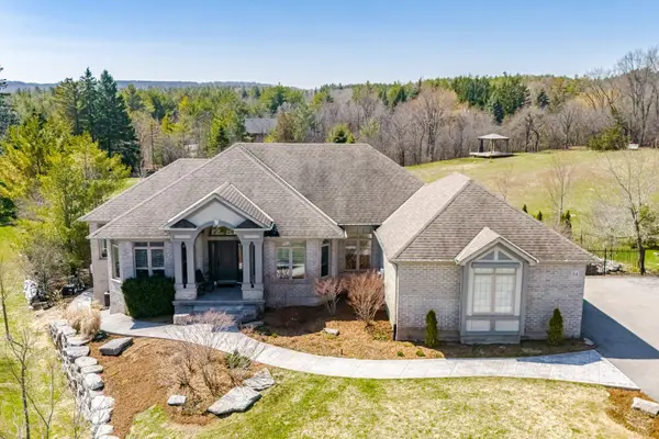 34 Isabella ST, Caledon, ON L7C 1N7