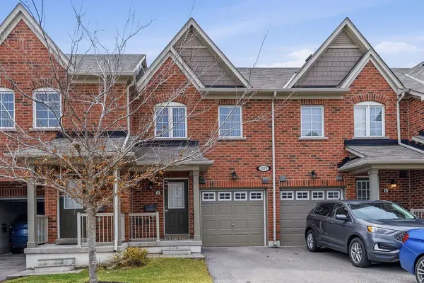 5070 Harvard RD N #5, Mississauga, ON L5M 0X1