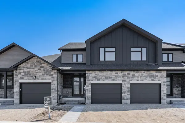 29 Halls DR, Centre Wellington, ON N0B 1S0