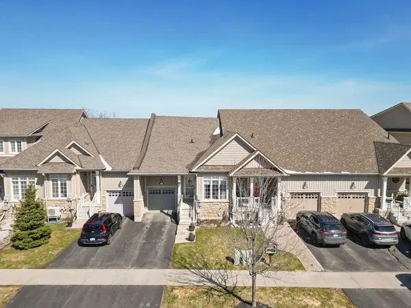 8 Deacon CRES, Kawartha Lakes, ON K9V 0L4