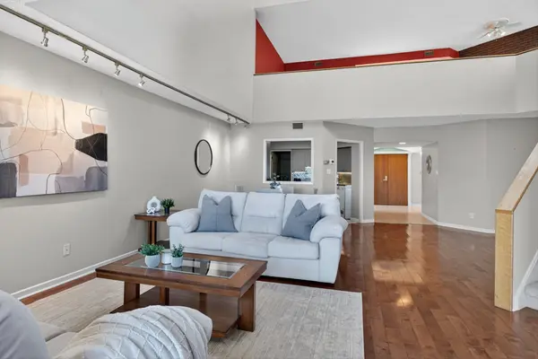 1818 Cherryhill RD #503, Peterborough, ON K9K 1S6