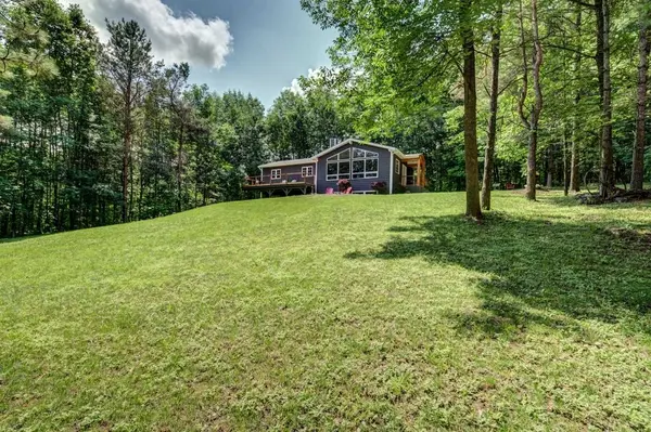 282 Bowles Bluff RD, Grey Highlands, ON N0C 1H0