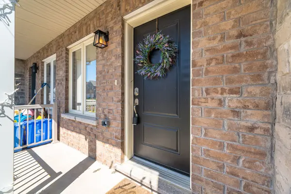 165 Berkshire DR, Wellington North, ON N0G 1A0