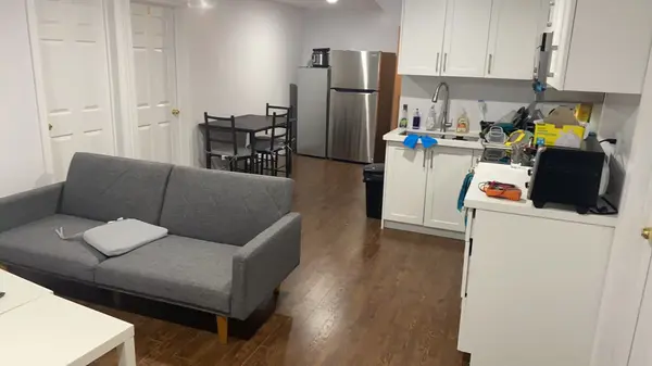 76 Kortright RD E, Guelph, ON N1G 4N8