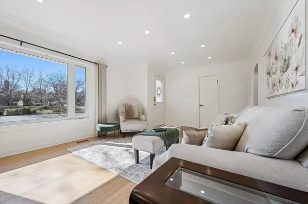 2 Cadillac DR, Guelph, ON N1E 2B5