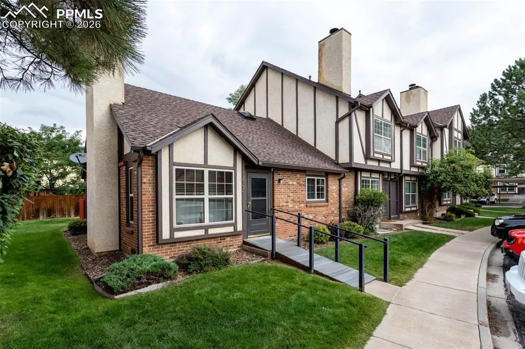 1640 Maitland CT, Colorado Springs, CO 80919