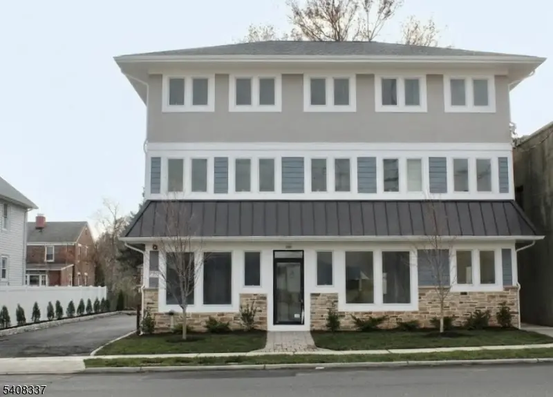 245 South Ave, Garwood Boro, NJ 07027