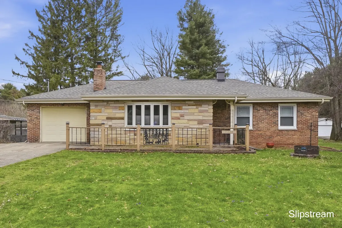 12390 Perry RD, Battle Creek City, MI 49015