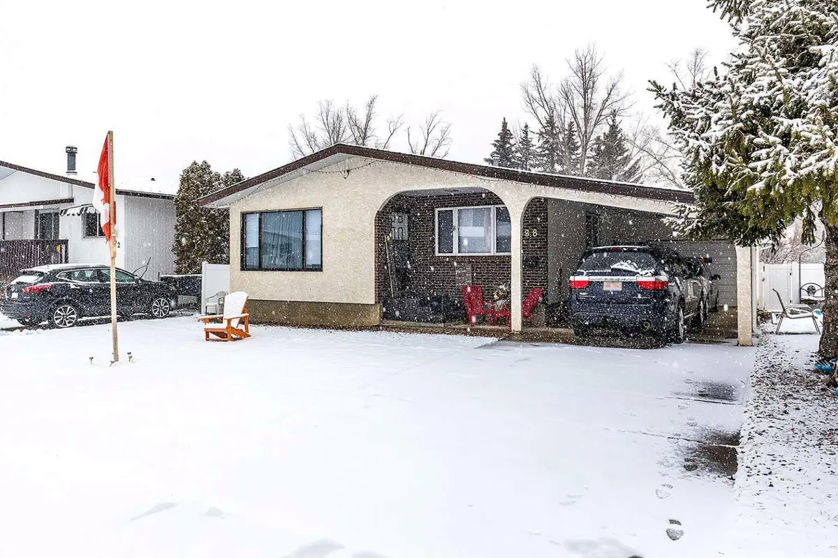 88 Clelland CRES SE, Medicine Hat, AB T1B 1M9