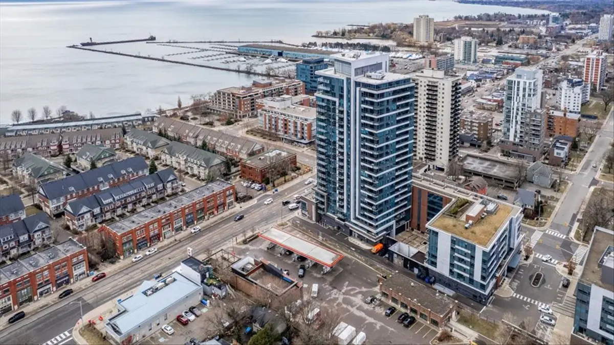 1 Hurontario ST #1201, Mississauga, ON L5G 0A3