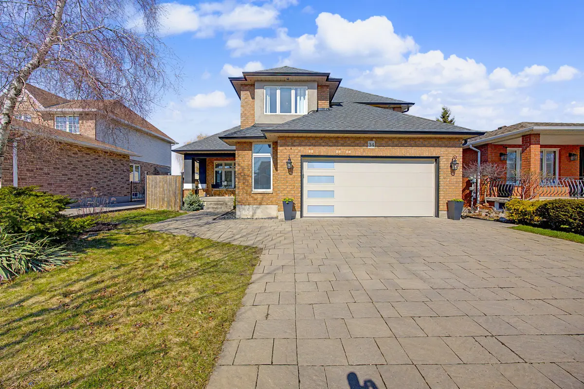 34 Highbury DR, Hamilton, ON L8J 2T4