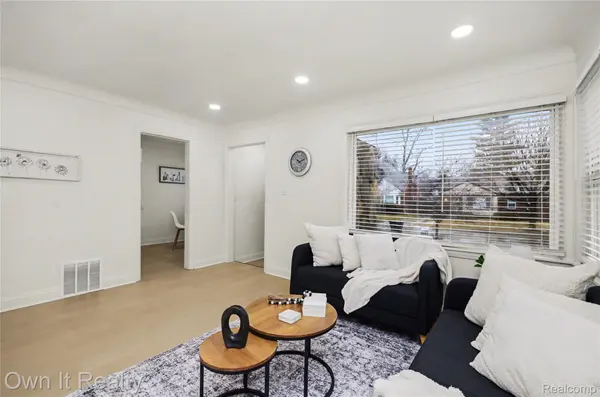 20190 Stansbury ST, Detroit, MI 48235