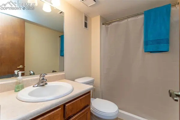 1640 Maitland CT, Colorado Springs, CO 80919