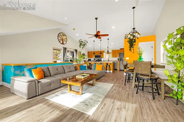 300 Spring ST, Palmer Lake, CO 80133