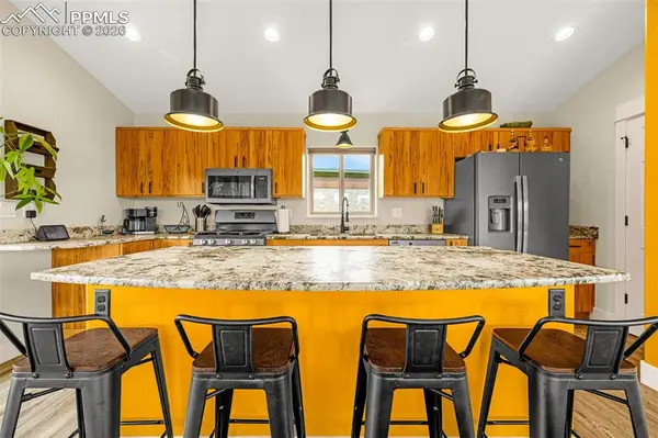 300 Spring ST, Palmer Lake, CO 80133