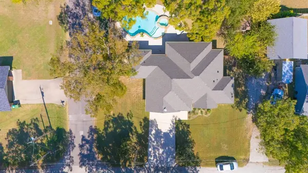 109 S Florence Street, Tioga, TX 76271