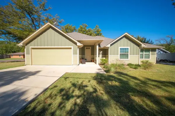 109 S Florence Street, Tioga, TX 76271