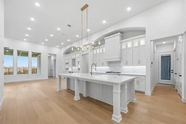 914 Roys Drive, Rockwall, TX 75087