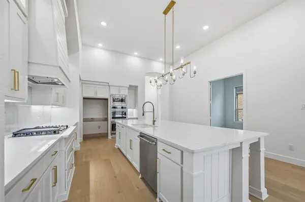 914 Roys Drive, Rockwall, TX 75087