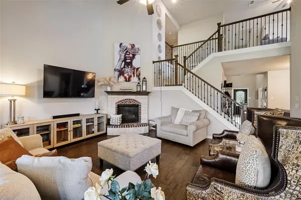 1820 Drover Creek Road, Aubrey, TX 76227