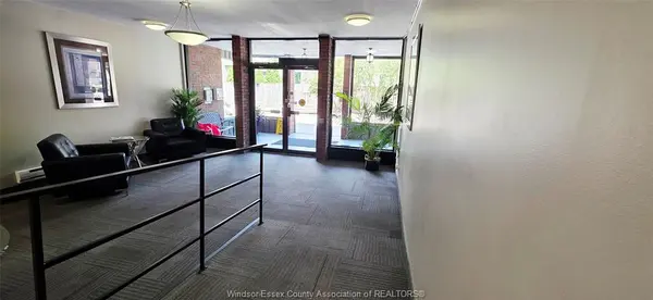 3905 RIVERSIDE Drive East #311, Windsor, ON N8Y 1B3