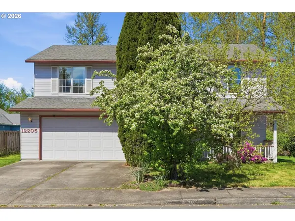 12205 SE MOUNTAIN SUN DR, Clackamas, OR 97015