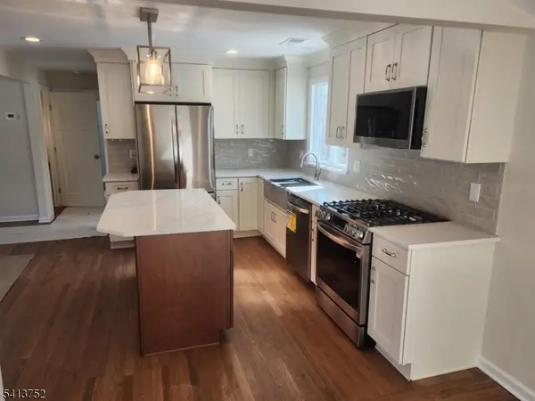 28 School St, North Haledon Boro, NJ 07508