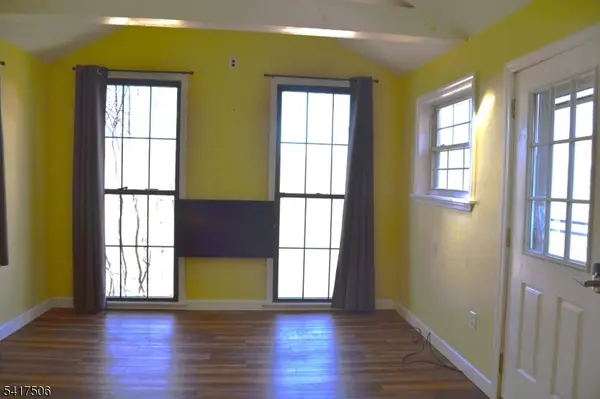 38 Mountain Trl, Sandyston Twp., NJ 07826