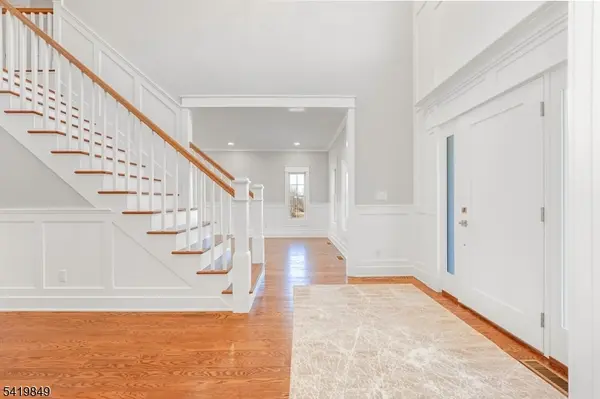 1 Lourdes Ct, Andover Twp., NJ 07860