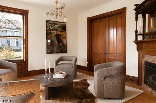 25 Old Turnpike Rd, Tewksbury Twp., NJ 08858