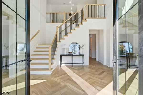 15 Sparta Rd, Millburn Twp., NJ 07078