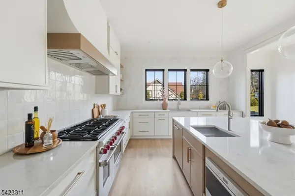 15 Sparta Rd, Millburn Twp., NJ 07078