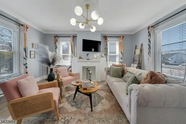 158 Carmita Ave, Rutherford Boro, NJ 07070