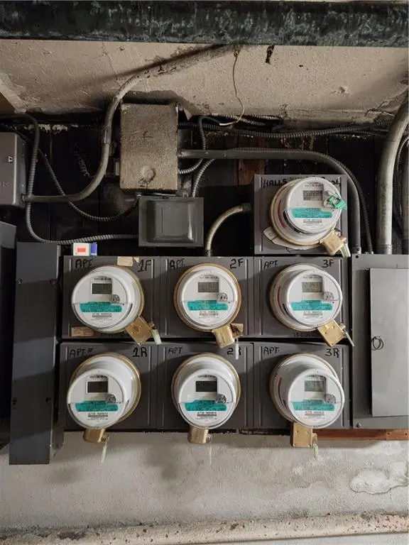 2180 East 13th ST, Brooklyn, NY 11229