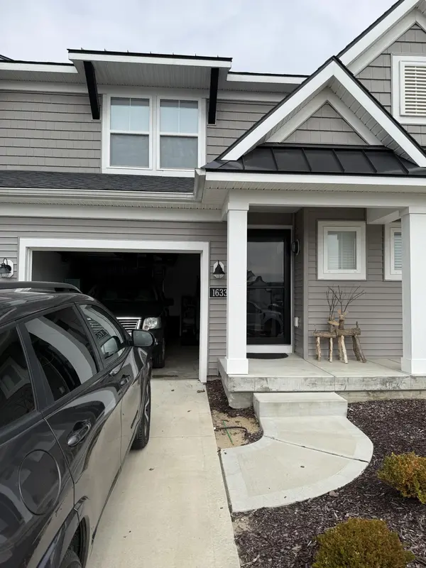 1633 Thyme DR SW #2, Byron Twp, MI 49315