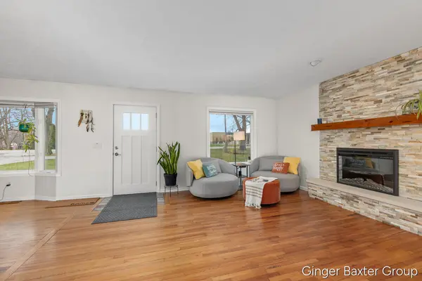 4372 Hunsberger AVE NE, Plainfield Twp, MI 49525